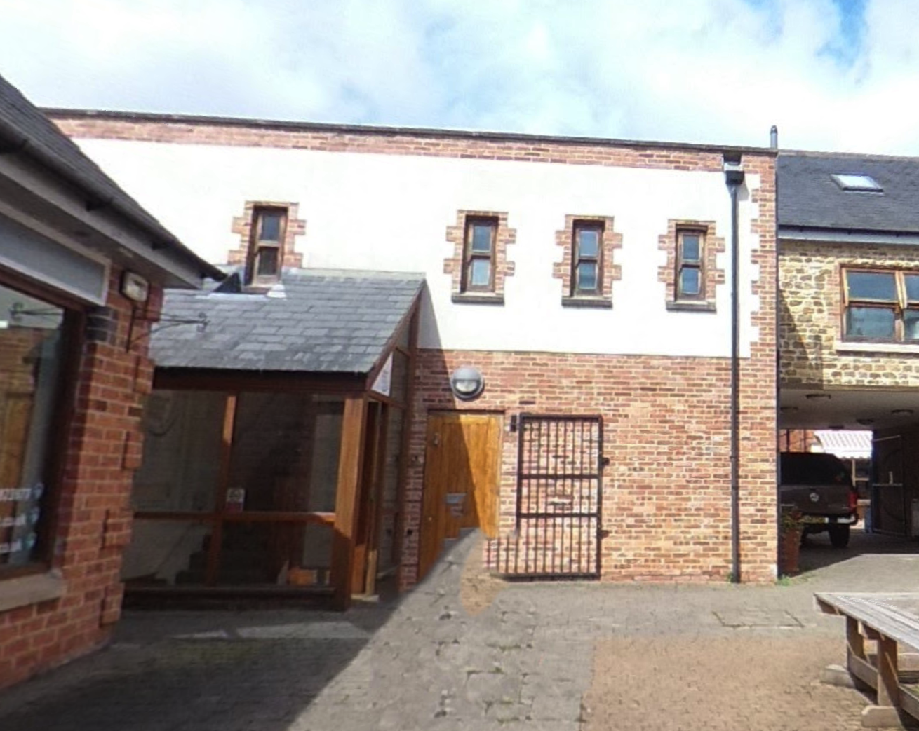 Image of Oakham Dental Studio building
